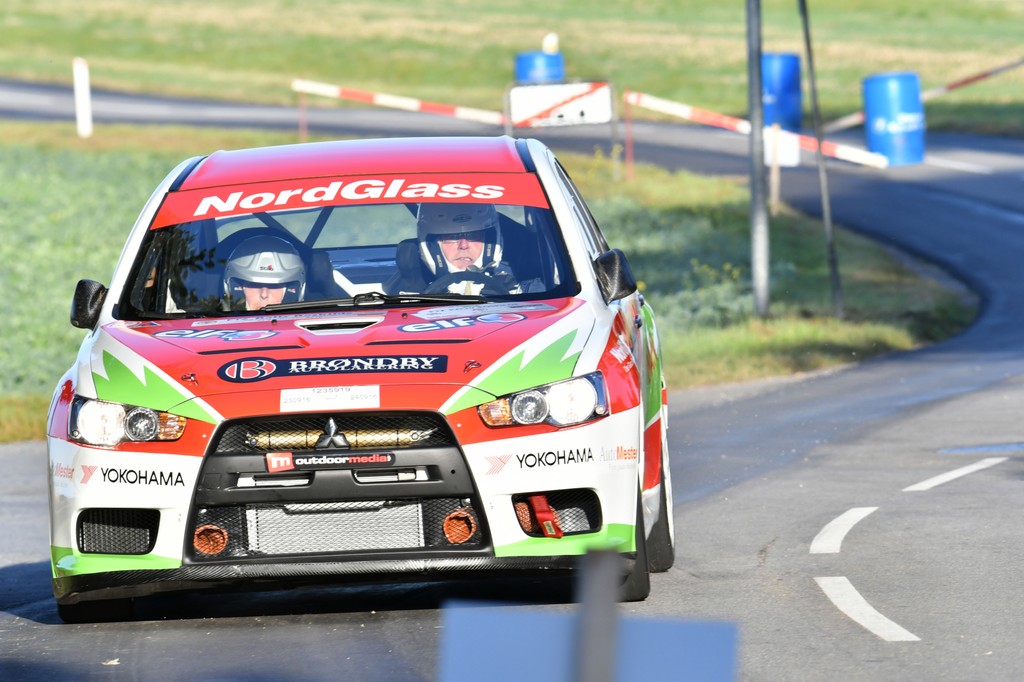 Steen Andersen og Mie Petersen kørte deres Mitsubishi Lancer Evo X ind på en sikker tredjeplads i generalklassementet i FTZ Rally Roskilde
(Foto: Morten Dam)